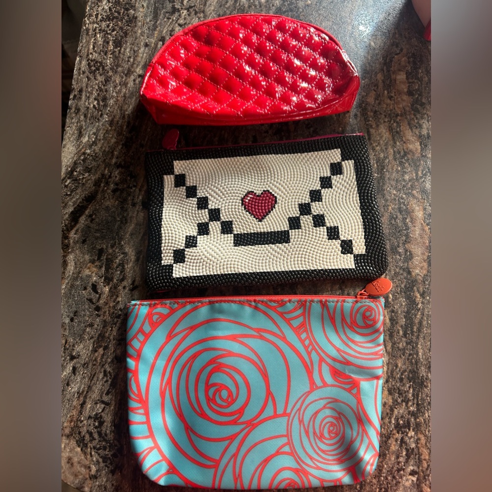 3 makeup bags